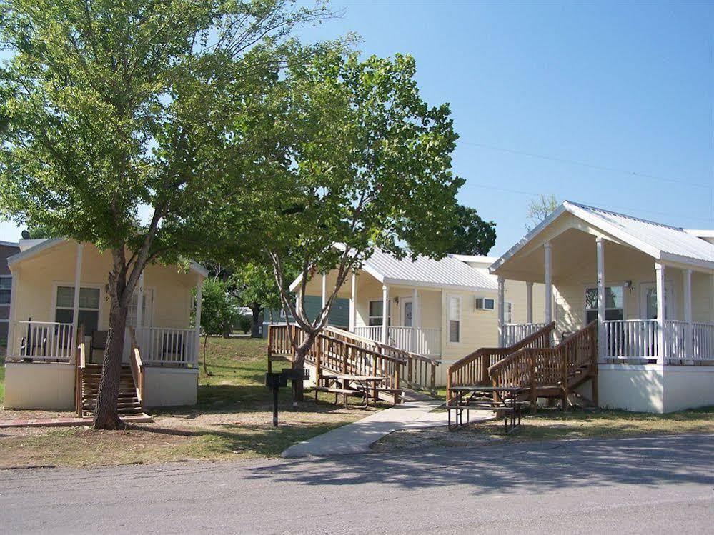 Hotel Sun Retreats Texas Hill Country New Braunfels Exterior foto