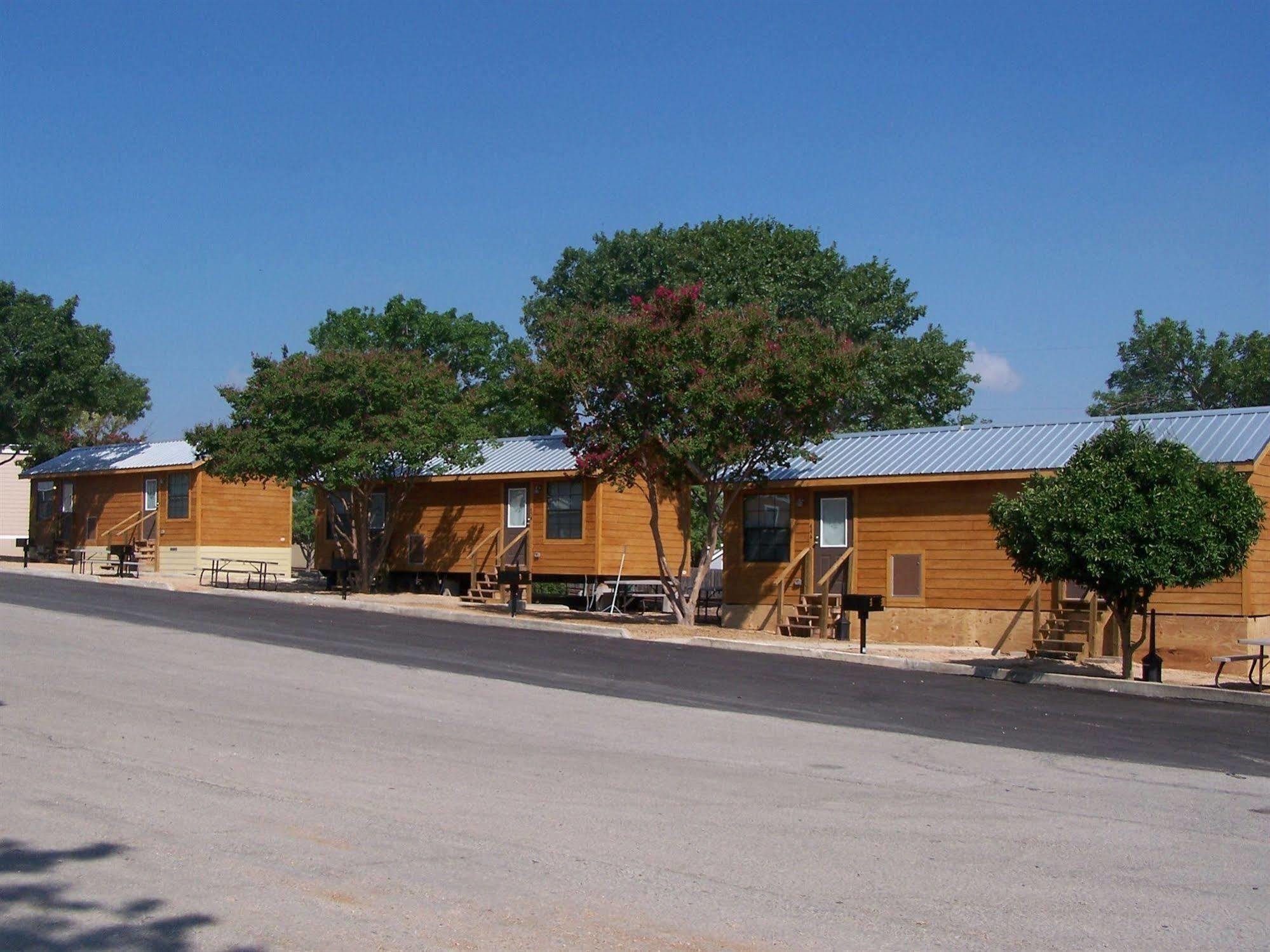 Hotel Sun Retreats Texas Hill Country New Braunfels Exterior foto
