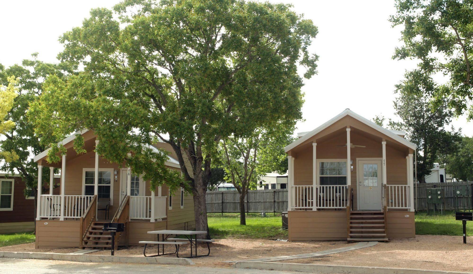 Hotel Sun Retreats Texas Hill Country New Braunfels Exterior foto